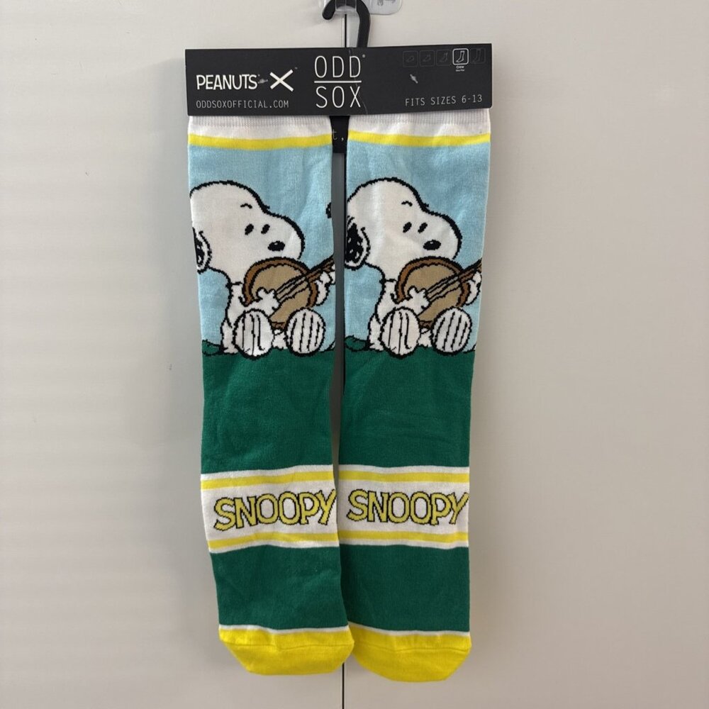 Odd Sox Peanuts Snoopy Playing Banjo Novelty Crew Socks Mens Size 6-13 NWT